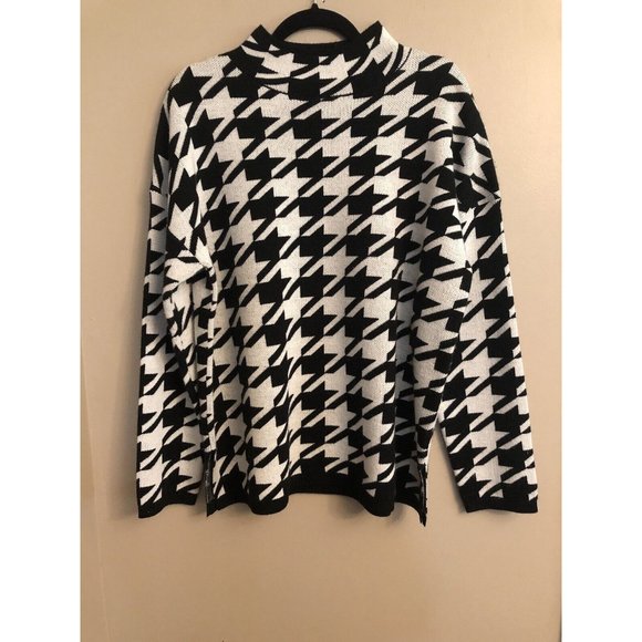 Philosophy Sweaters - Philosophy Women's Size XL Black White Mock Neck Houndstooth Sweater Academia